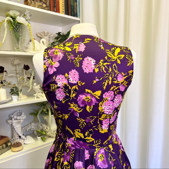 Laura Byrnes Grace Pink and Purple Floral 50s Style Dress - Picture 4 of 16